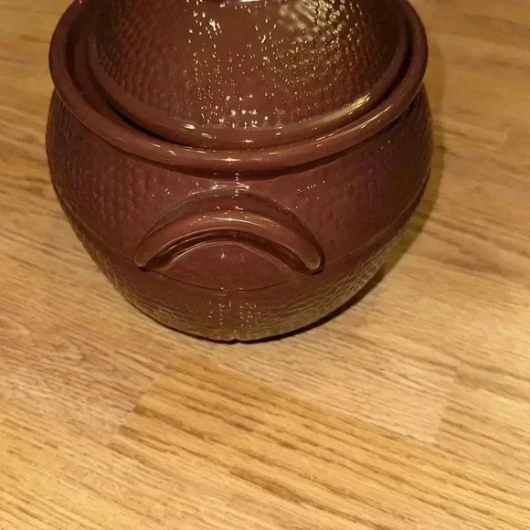 Celebrating Home Stoneware Collection Football oven-microwave-dishwasher safe - Picture 5 of 9